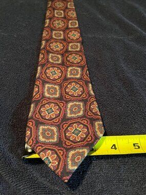 100% SILK MEN'S NECKTIE BURBERRY